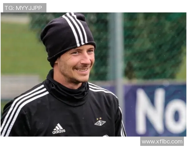 罗森博格与兰赫姆的激烈对决揭示了足球战术的深度与魅力