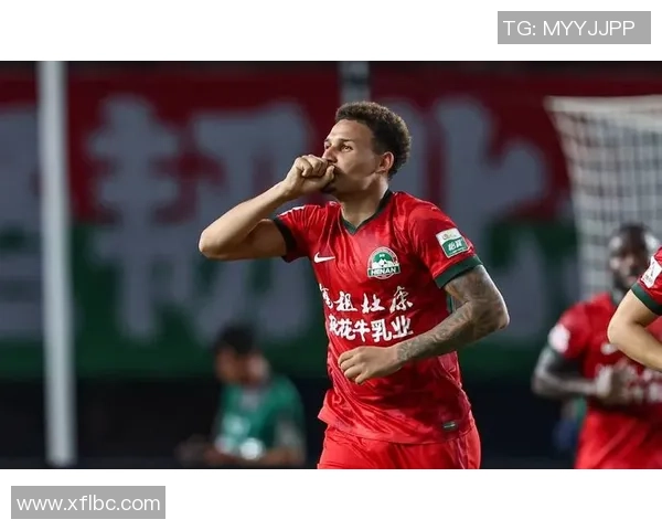 韦斯特鲁与上海申鑫的精彩对决揭示中超联赛新格局与球队发展潜力